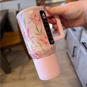 HYDROJUG Jessica peony tumbler NWT